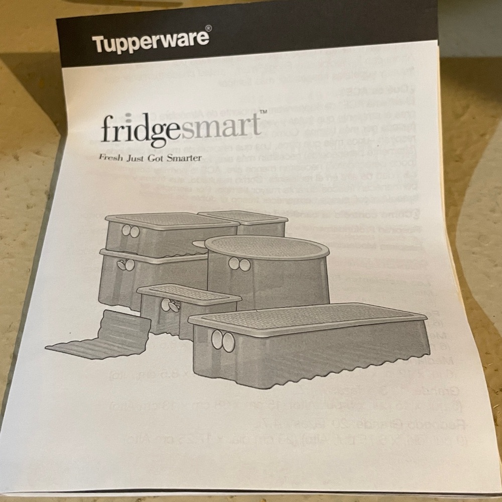 Tupperware Fridgesmart Medium Rectangle Container - Picture 6 of 12